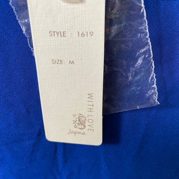 Pretty blue noise nwt. With love. Japna. - Picture 4 of 4